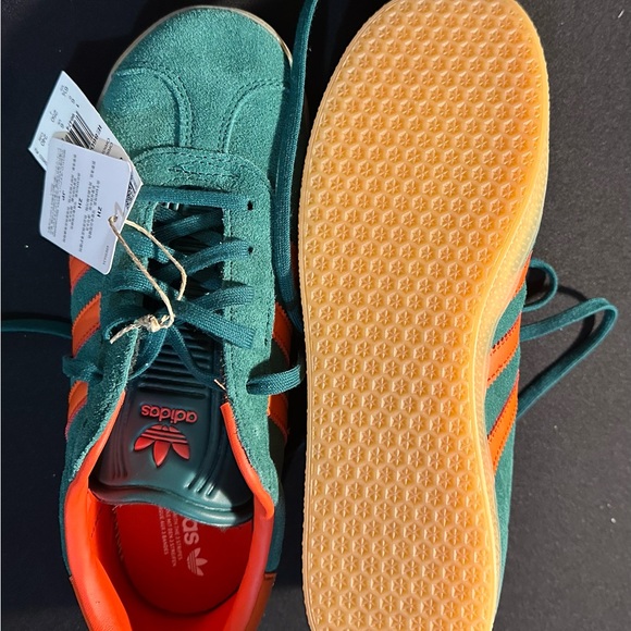 adidas gazelle silver green womens Men's adidas Originals Gazelle Shoes Eqt Orange